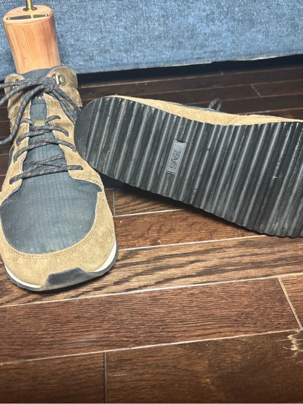 Teva Men's Brown and Navy Suede-Trim Sneakers - Picture 4 of 5